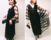 Vintage dress. Size 6 dress, size 8 dress, lace dress, black dress, lacy dress, Jean Varon dress, 60s dress, cocktail dress, evening dress