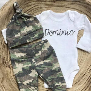 Newborn Coming Home Outfit/Personalized baby/Newborn Boy Camo Outfit/Baby Camo/camouflage Outfit/Modern Baby Outfit/Baby Boy/Premie Baby