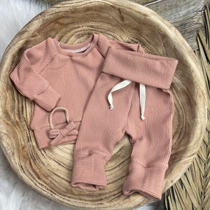 Blush organic waffle baby girl outfit/newborn girl coming home/Baby Girl Outfit/Organic Waffle knit Sets/Baby Gift/Hospital Outfit