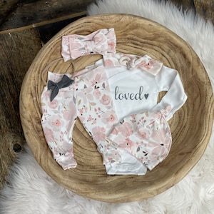 Newborn Girl Coming Home Outfit, baby girl take home outfit, newborn/Premie outfit, baby organic clothing,newborn photography, Premie girl