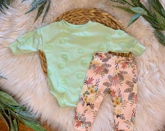 Organic Baby Girl Outfit/newborn girl/baby girl floral outfit/toddler girl outfit/Floral sweater romper & delicate floral joggers/baby gift