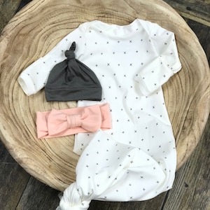 Newborn Unisex Coming Home Outfit, Gender Neutral Baby Outfit, Unisex ...
