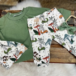 Baby Clothing/Gender Neutral Baby Outfit/Mushroom Mouse Print/Newborn Coming Home Outfit/Organic Baby Clothes/Baby Boy/Baby Girl/baby gift
