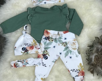 Newborn Girl Coming Home Outfit in Earthtones, Newborn Girl Photography Outfit; Watercolor Floral, Baby Girl, Premie Girl, Baby Shower