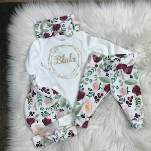 Newborn Girl Outfit in Rose, personalized baby girl outfit, baby shower, newborn photography, Premie girl, Baby bow, baby floral hat pants