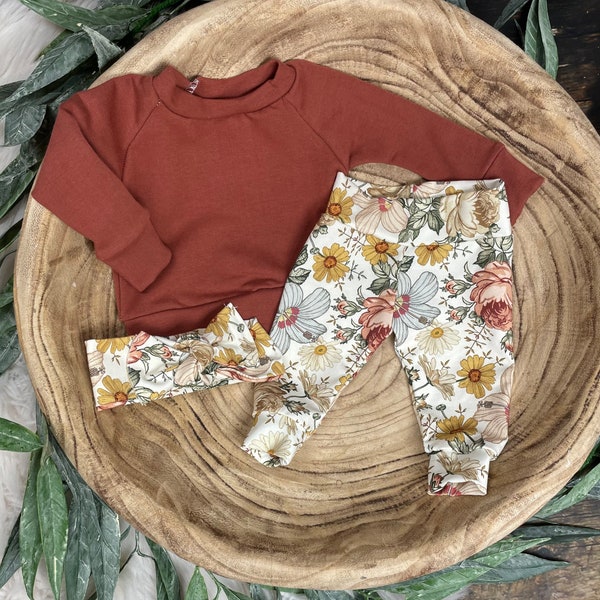 Bio Baby Mädchen Outfit/Neugeborene Mädchen/Baby Mädchen Boho Outfit/Kleinkind Mädchen Outfit/Blumen Leggings/Kupfer Raglan/Herbst Mädchen Kleidung/Baby Geschenk