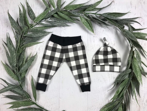 Baby boy coming home in buffalo plaid,Boy plaid joggers and beanie, Newborn Boy, Premie Boy, Baby Shower, Boy Buffalo Plaid Pants, Hat