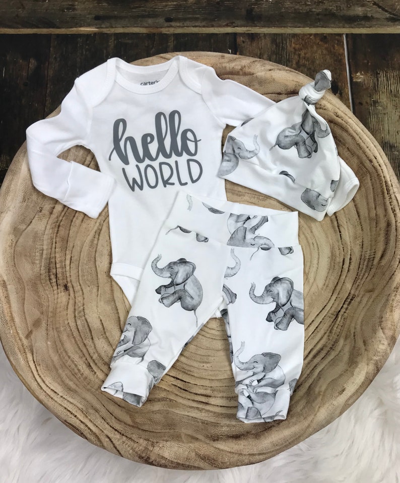 baby coming home outfit unisex