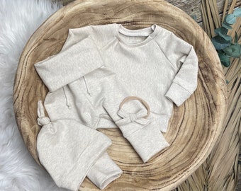 Neutral Baby Coming Home Outfit in Organic Oatmeal/Gender Neutral Baby/Organic Baby Clothes/Baby Boy/Baby Girl/Baby Gift/Hospital Outfit