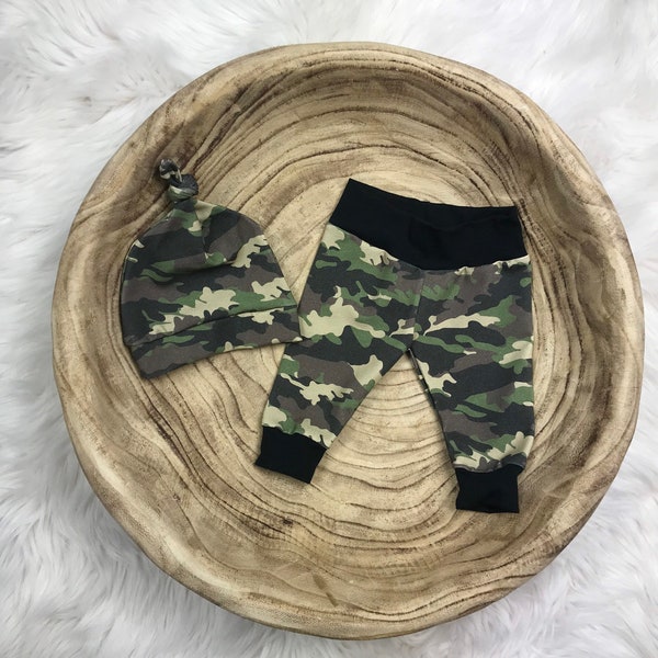 Newborn Boy Take Home Outfit/Newborn Boy Coming Home Outfit, Camo joggers and beanie, Infant boy Camouflage pants and hat, Baby boy clothes