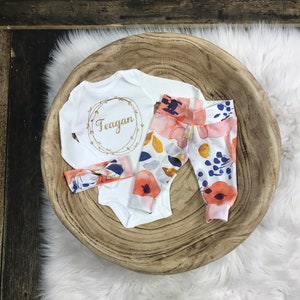 Newborn Coming Home Outfit; Baby Outfit, Personalized Bodysuit, watercolor Floral Pants, bow, hat, Baby Girl, Baby Shower, Premie Girl
