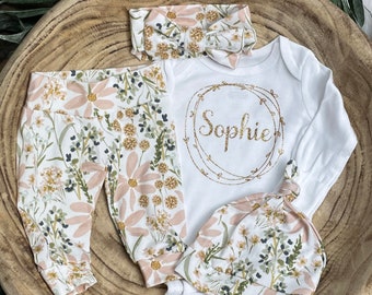 Traje de niña recién nacida que regresa a casa; Traje personalizado, Traje floral de acuarela, Baby Girl, Baby Shower, Premie Girl, Premie clothes