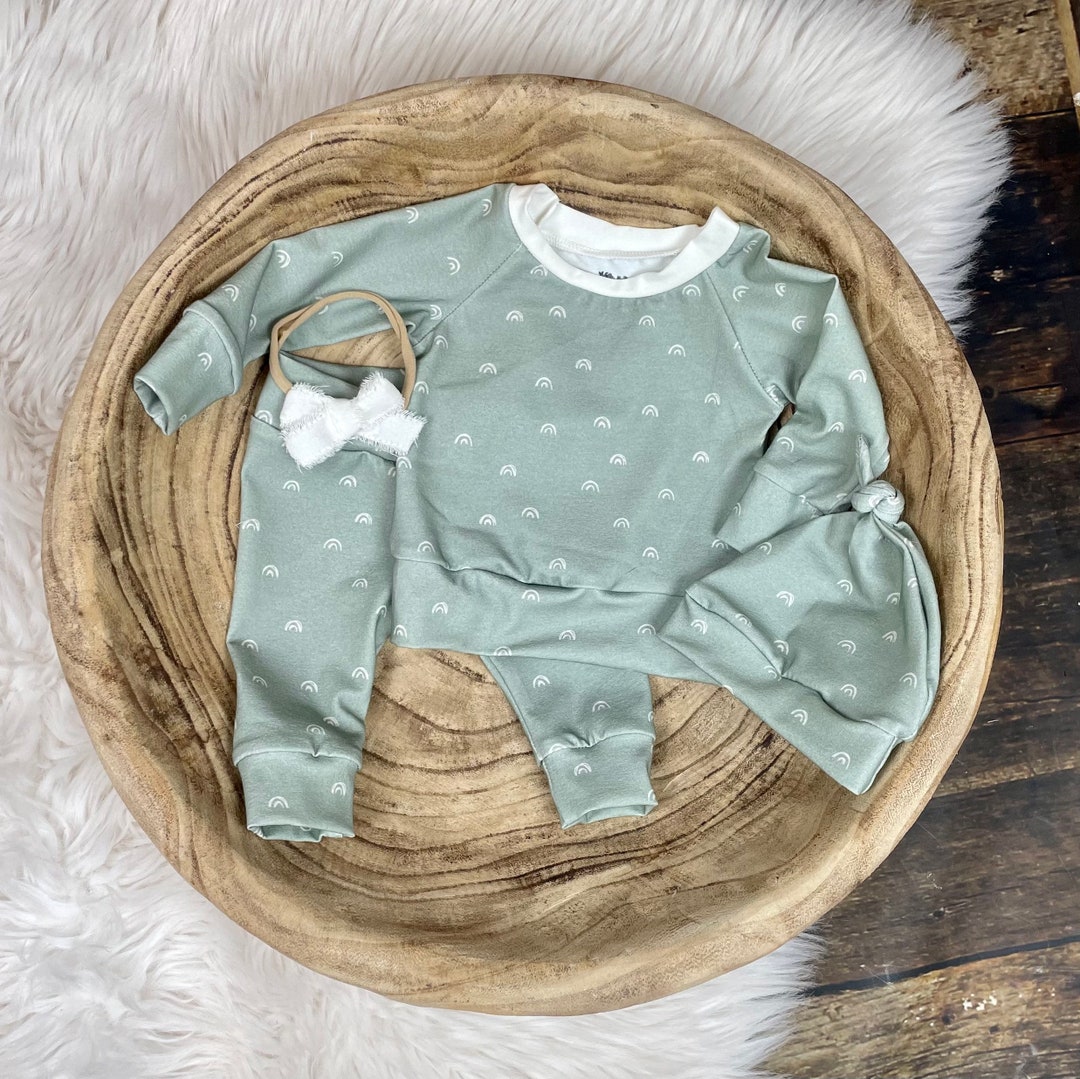 Baby Gender Neutral Outfit/newborn Baby Clothes/organic Baby Clothes