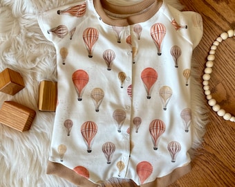 Gender neutral baby summer romper/summer baby clothes/organic baby clothes/baby boy/baby girl/toddler/baby hot air balloon/baby gift