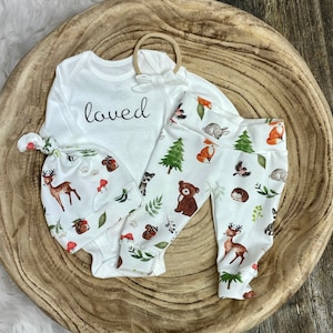 Unisex baby coming home outfit/Gender Neutral coming home outfit/baby animal clothing/forest animals/baby clothing/Premie baby/Baby Shower