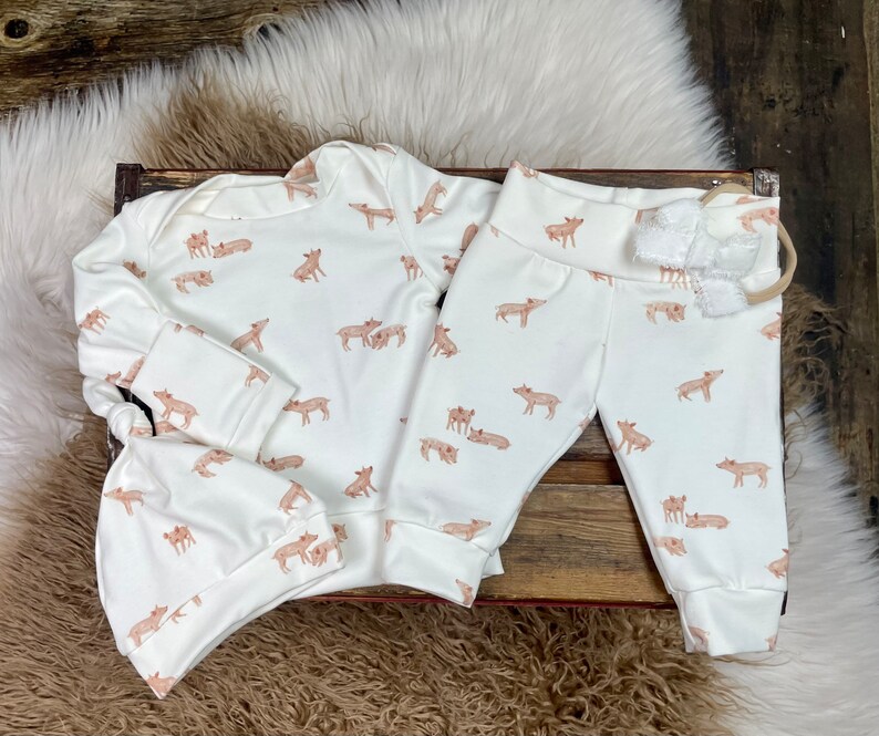 Baby Gender Neutral Outfit/Newborn Baby Clothes/Organic Baby Clothes/Baby Piggy Clothing/Baby boy/Baby Girl/Baby Gift/baby animal clothing image 8