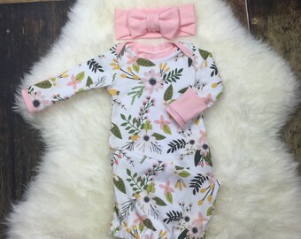 Newborn Girl Coming Home Outfit, Baby Layette Gown in Pink Floral; newborn gown; newborn sleeper, newborn photography, Premie girl,