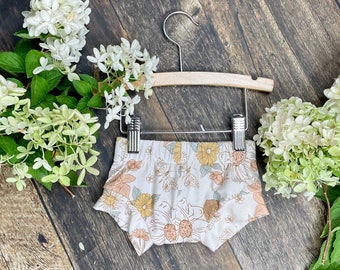 Girl Earth Tone Summer Outfit/baby girl shorts/toddler girl shorts/summer garden clothes/girl summer outfit/girl summer clothes