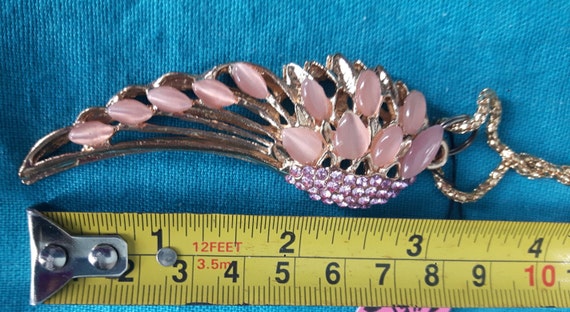 Betsey johnson angel wing necklace deals