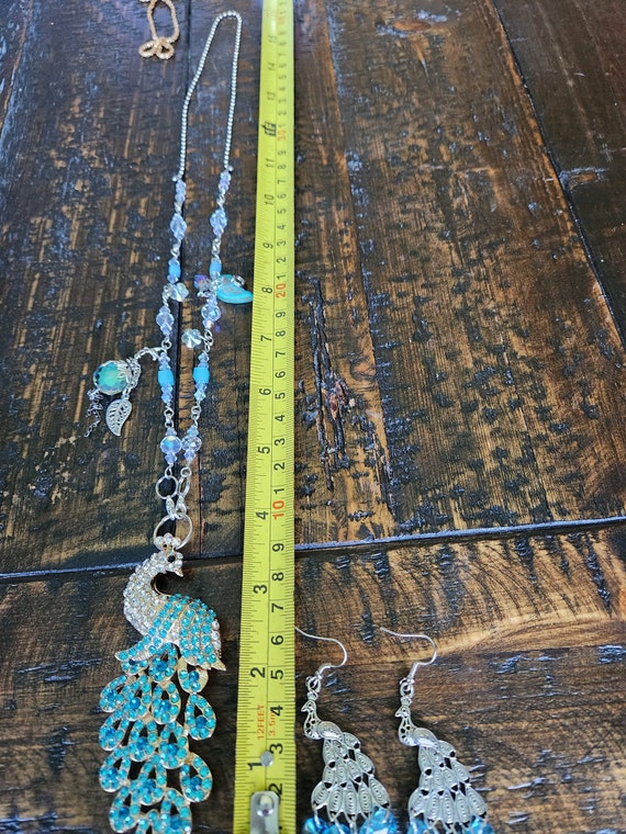 Betsey johnson hotsell peacock bracelet