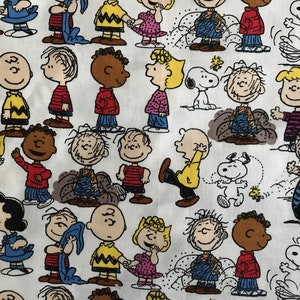 Springs Creative, Charlie Brown, Snoopy and the Gang, Quilt Shop Cotton Sold by the Yard
