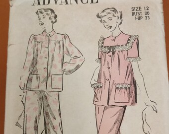 Advance 4522 2-Piece Pajama Set Pants Sleep Shirt Loungewear Sleepwear Vintage Fashion Sewing Pattern 40s 1940s Size 12