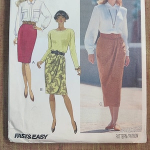 May include: A sewing pattern featuring three skirt designs. The skirts are shown in various colors and styles, including a pencil skirt and a wrap skirt. The pattern includes the text "FAST & EASY" and "PATTERN/PATRON".