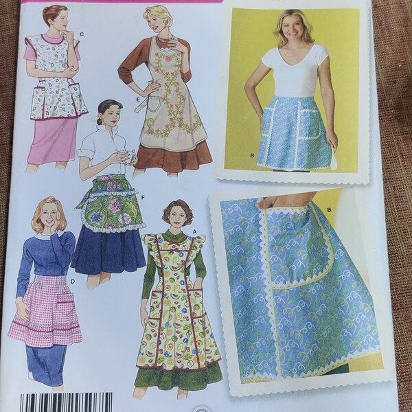 Simplicity 4282 Retro Style Full and Half Aprons from the 20s thru the 50s Fashion Sewing Pattern 00s Size A (Small, Med, Lg) UNUSED
