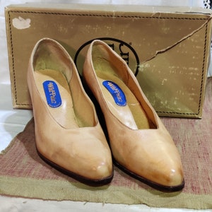 Vintage wild pair shoes sale