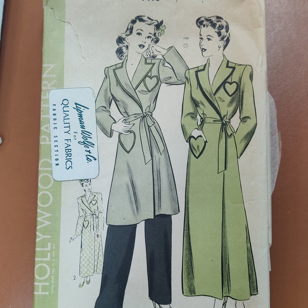 Hollywood 1416 Housecoat, Dressing Gown, Wrap Coat, Robe WWII Vintage Fashion Sewing Pattern 1940s 40s Size 14 (Bust 30")