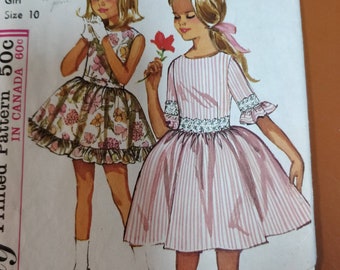 Simplicity 5944 Dress with Full Skirt Sleeveless Vintage Childrens Fashion Sewing Pattern 1960s 60s Size 10