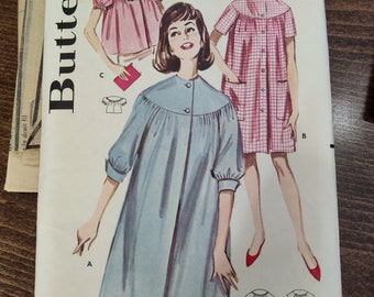 Butterick 2119 Duster Vestido de día Robe Housecoat Loungewear MuuMuu Aprende a coser Vintage Moda Patrón de costura 1960s 60s Tamaño 12