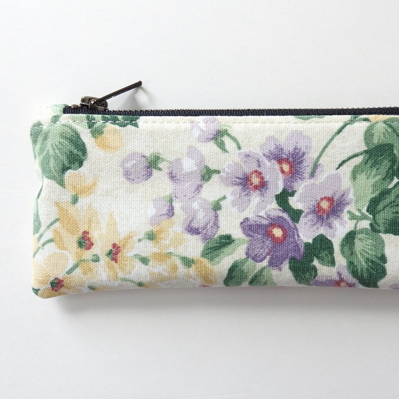 Canvas Floral Pencil Case, Zipper Pouch, Vintage Fabric image 6