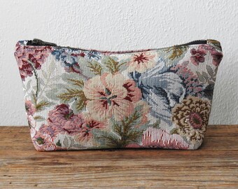 Classic Canvas Toiletry Cosmetic Bag - sweetharsh