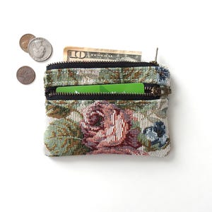 Monedero con tapiz floral y doble cremallera, tela vintage