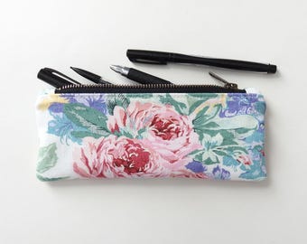Estuche de tela vaquera con estampado floral, con cremallera, tela vintage