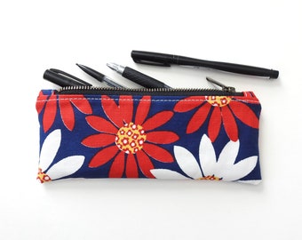 Floral Canvas Pencil Case, Zipper Pouch, 1970s Vintage Fabric