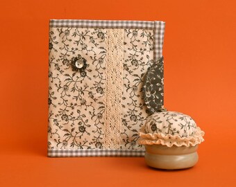 Brown and cream handmade sewing set - Soft Nature