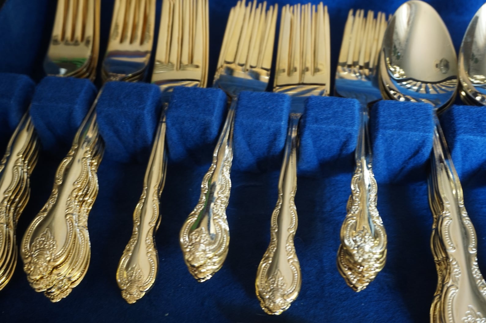 Vintage International Stainless China Gold Platted 74 Piece Etsy