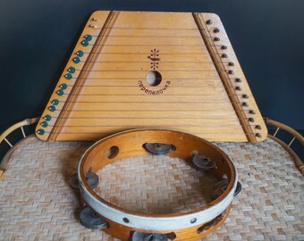 Nepenenoyka Russian Harp and Vintage Tambourine