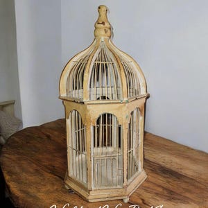 large chippy wood and wire bird cage
