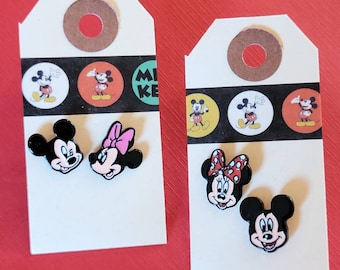 Pendientes clásicos de Mickey y Minnie