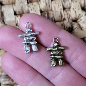 Inukshuk charm - 3D - 2pc