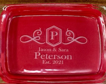 Personalized Casserole Dish, Pyrex Baking Dish with Lid, Wedding Gift, Personalized Gifts, Bridal Shower Gift - P20