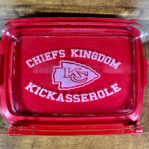 Etched Pyrex Glassware, Kansas City Chiefs, Kickasserole Pyrex Dish with Red Lid, Football Game Day Casserole Dish - P16