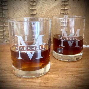Father&#39;s Day Gift, Personalized Etched Whiskey Glasses, Set of 2, Gifts for Him, Etched Monogrammed Whiskey Glass, Wedding Gift, Rocks Glass