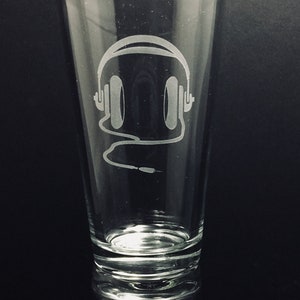 Etched Glassware, DJ Headphones Pint Glass, Etched Headphones, Music Lover, Engraved Glass, DJ Gift, Music Gift, Friend Gift image 5