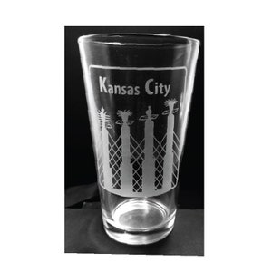 Kansas City Gifts, KC Skyline Glasses, Etched Beer Glass, Kansas City Bartle Hall Pylons, Souvenir Gifts, Gift for Him, Gift for Sports Fan