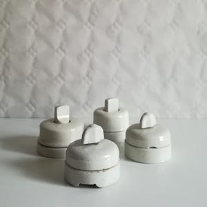 Französisch, 2 x antike Porzellan-Drehschalter, Industrieschalter, Vintage-Hardware