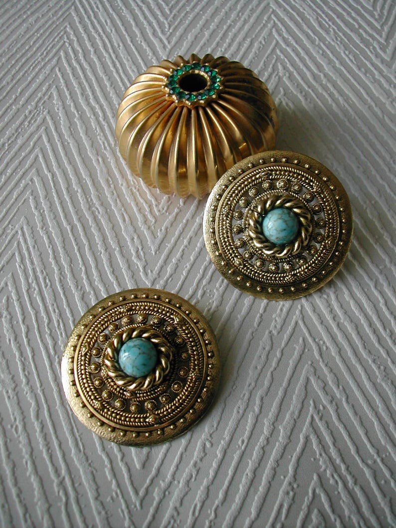 Clip on earrings gold tone vintage accessory Edouard Rambaud Paris